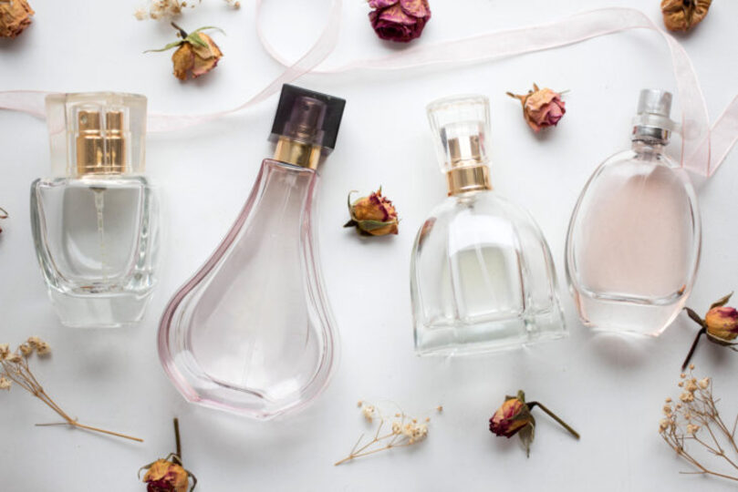 perfume, fragrance, spray, eau de parfum, roses 