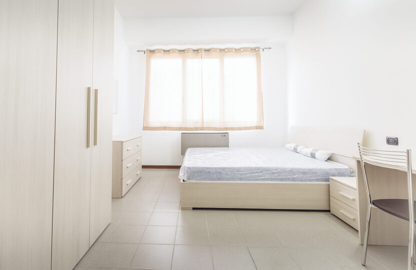 Choosing the Perfect Bedroom Set for College